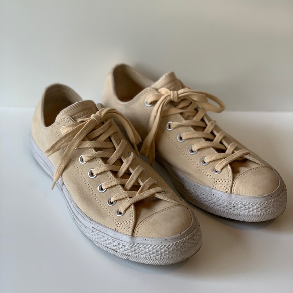 Converse Beige Low tops - Picture 2 of 6